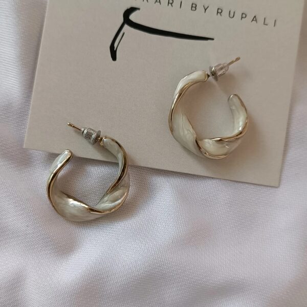 Ash hoops