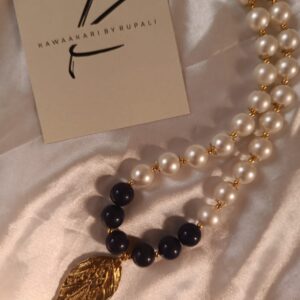 Lynn pearl necklace