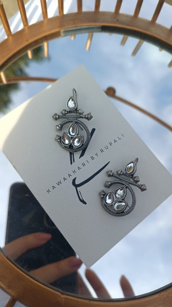 Jaya earring